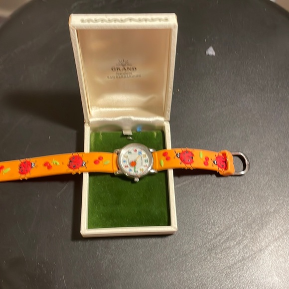 Solo Time QUARTZ GIRL LADYBUG WATCH NWOT - Picture 1 of 2